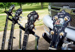 Grundy Banjos Pegheads